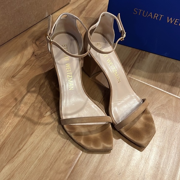 Stuart Weitzman Amelina Block Heel Suede sandals - Picture 8 of 11